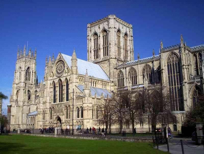 Church View B&B & Holiday Cottages York Bagian luar foto